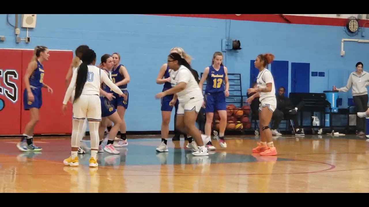 12-06-22 Qtr 1 🏀 P v Ltn Isnhr