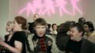 Video thumbnail of "Franz Ferdinand - Do You Want To [HQ]"