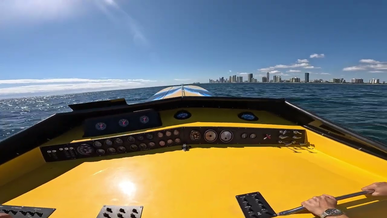 Ben Kramer's 1987 47' Apache Powerboat - 97 MPH - Classic Offshore Powerboats (Haulover)