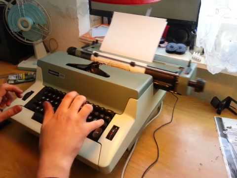 Robotron 202 Schreibmaschine / пишущая машина