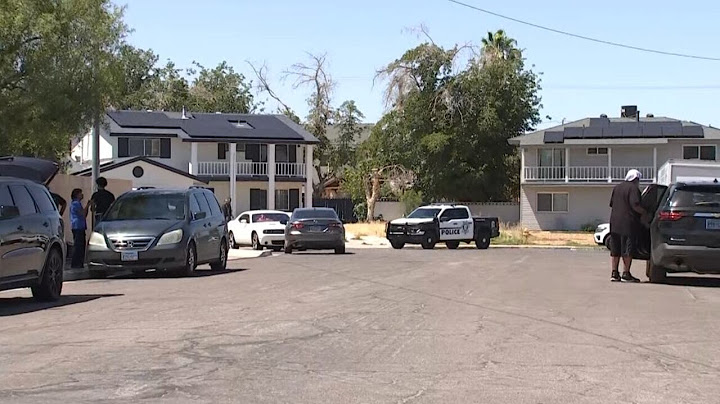 Las Vegas police investigating possible drowning after man found dead in pool