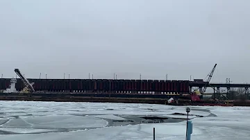 QUISTAN THRAND video-Loading an ore boat, Marquette, Michigan.  Wed March 30th, 2022