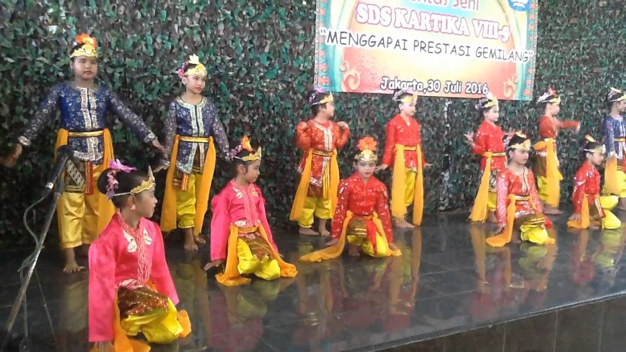 Tari Kicir Kicir Pentas Seni 2016 Sds Kartika Viii 5 Youtube Tari Kicir Kicir Pentas Seni 2016 Sds Kartika Viii 5 Youtube
