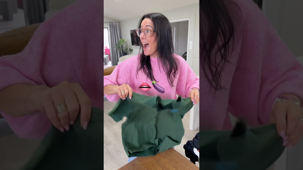 Marriage Stages 😳🤣 Comedian - Christina P #standupcomedy #couplecomedy