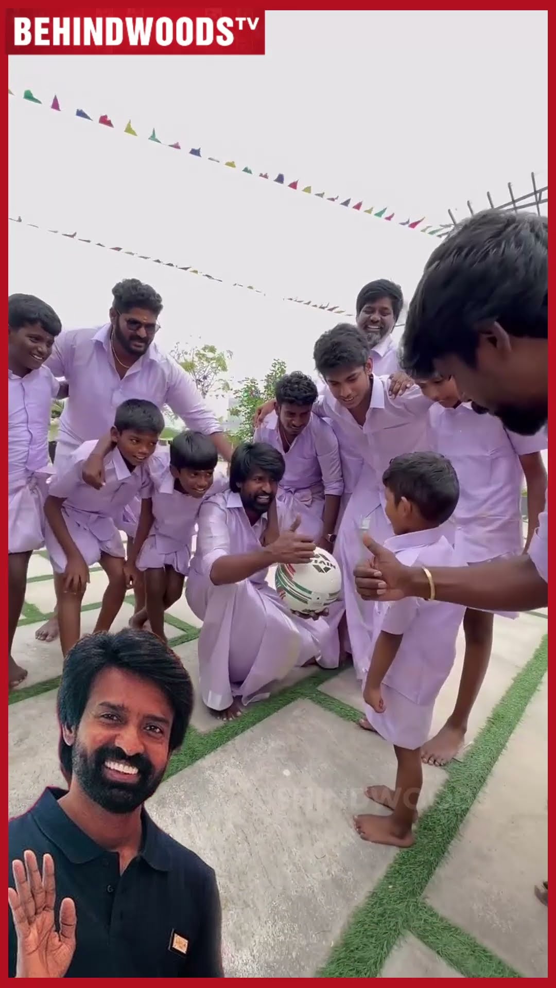 Soori வீட்டு பொங்கல் ? குடும்பத்தோட பொங்கல் வெச்சு, Football ஆடி கொண்டாடிய Soori