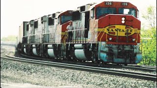 Building a 1' scale ATSF GP60M Part 3, Graphics