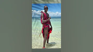 Kariakoo Seriyni Msiki Wa Maa 