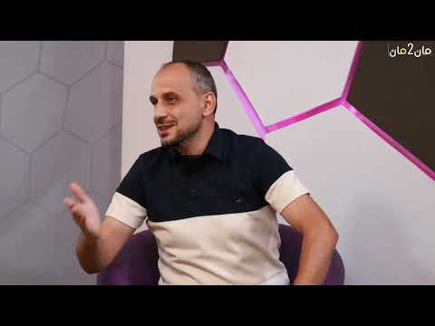 تكتيكات كروية ومحاورات في عالم كرة القدم
