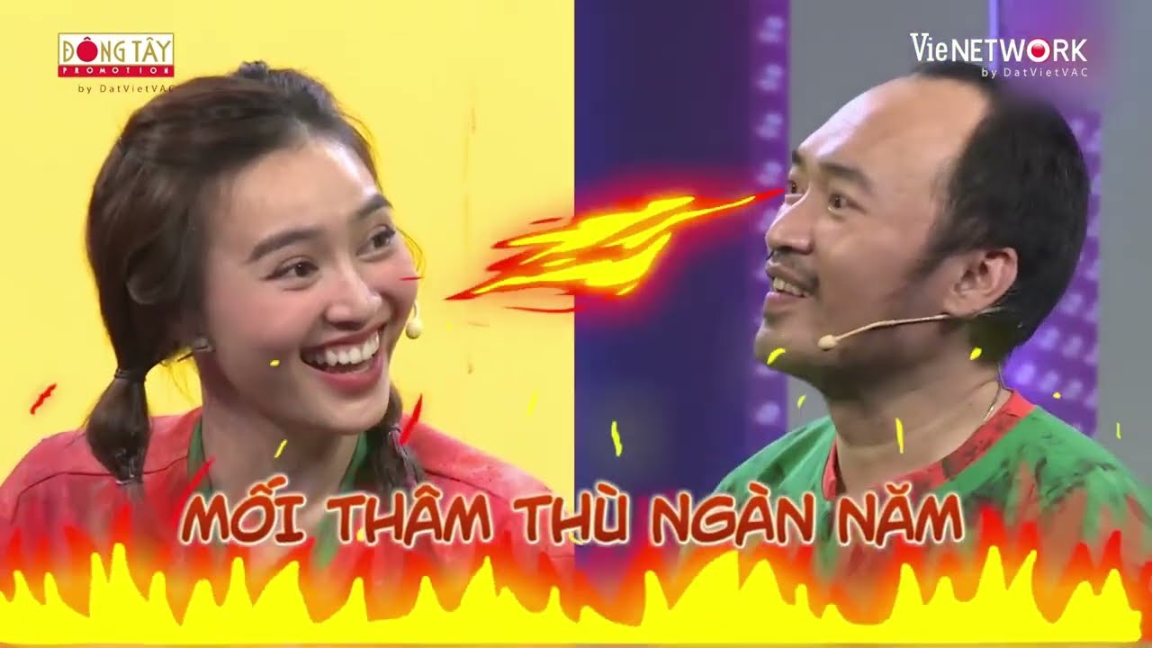 Khánh Vân - Tiểu Vy chơi 