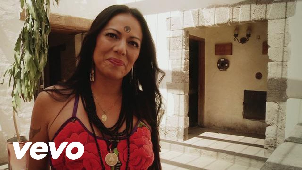 Lila Downs - Zapata Se Queda (The Making Of) ft. Celso Piña, Totó la Momposina Lila Downs - Zapata Se Queda (The Making Of) ft. Celso Piña, Totó la Momposina