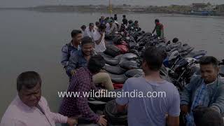 Crossing rivers for work: Commuting from Majuli to Guwahati by boat with motorcycles by WildFilmsIndia 126 views 2 days ago 1 minute, 6 seconds