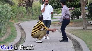 Giant scream scaring Prank| LahoriFied #pranks #youtubeshorts