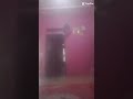 Aduh kepeleset dikit