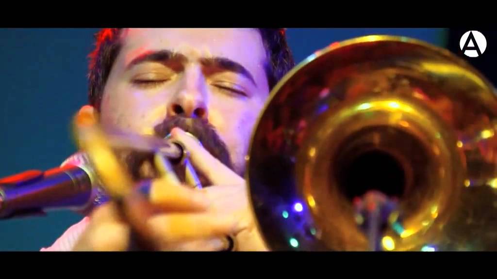 La pipa de la paz, por Onda Vaga