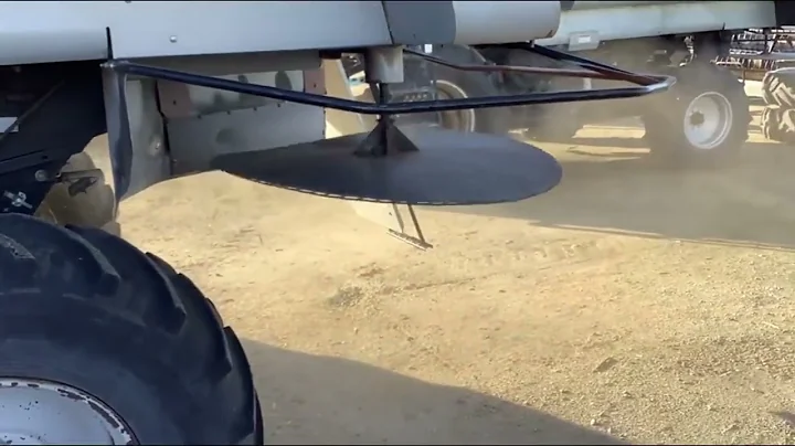 1998 GLEANER R62 For Sale