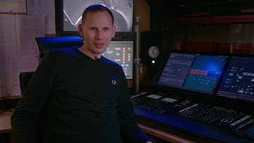 Licht- und Netzwerktechnik am Deutschen Theater Berlin mit Linus Zahn