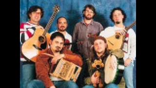Los Fayeos de Mayo - Felpeyu
