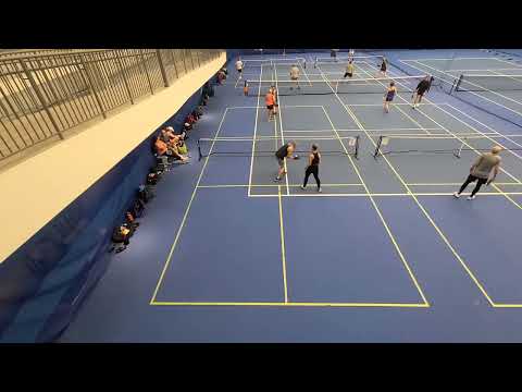 Entertaining game π§ Cara/Steve B v Anne King/Kathy L β‘οΈ Thursday Evening Pickle π