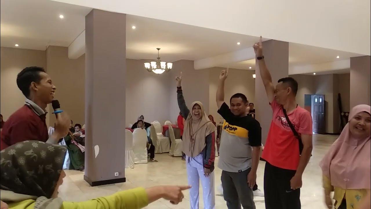 Fun Game | Ice breaking Simon berkata | Simon says - YouTube