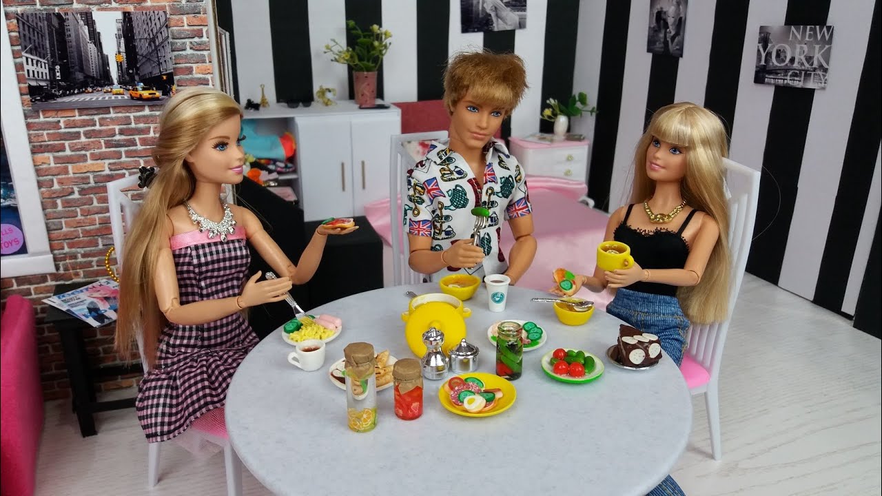 Barbie & Ken Doll Family Carnival Story 