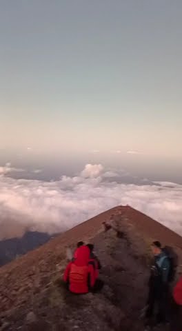 Mentahan Video//Mendaki Gunung