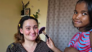 My friends daughter did my makeup and hair again / Relaxing soft combing and makeup application  screenshot 2