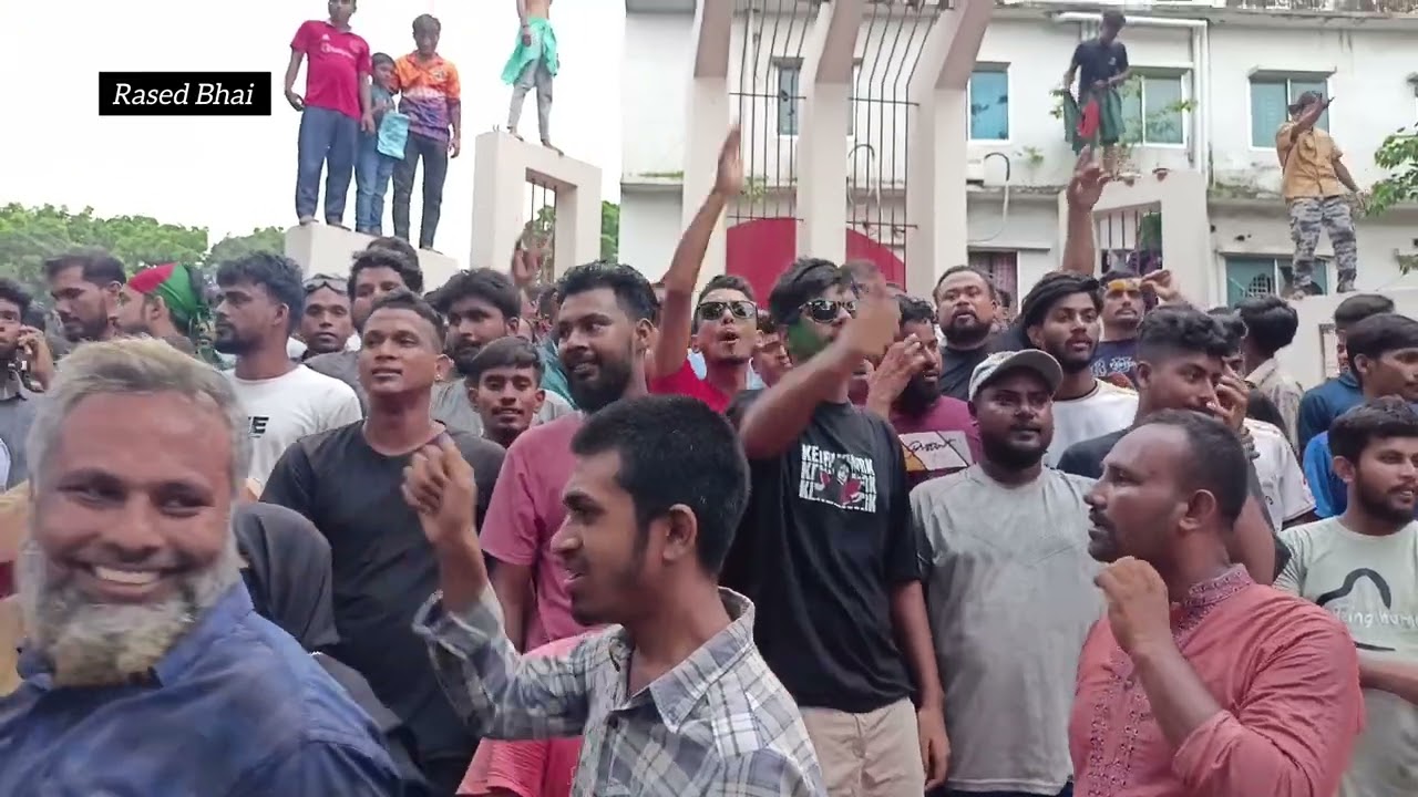 টাঙ্গাইলের বৈষম্যবিরোধ ছাত্রদের আন্দোলনে দীর্ঘদিন লড়াইয়ের বিজয় মিছিল