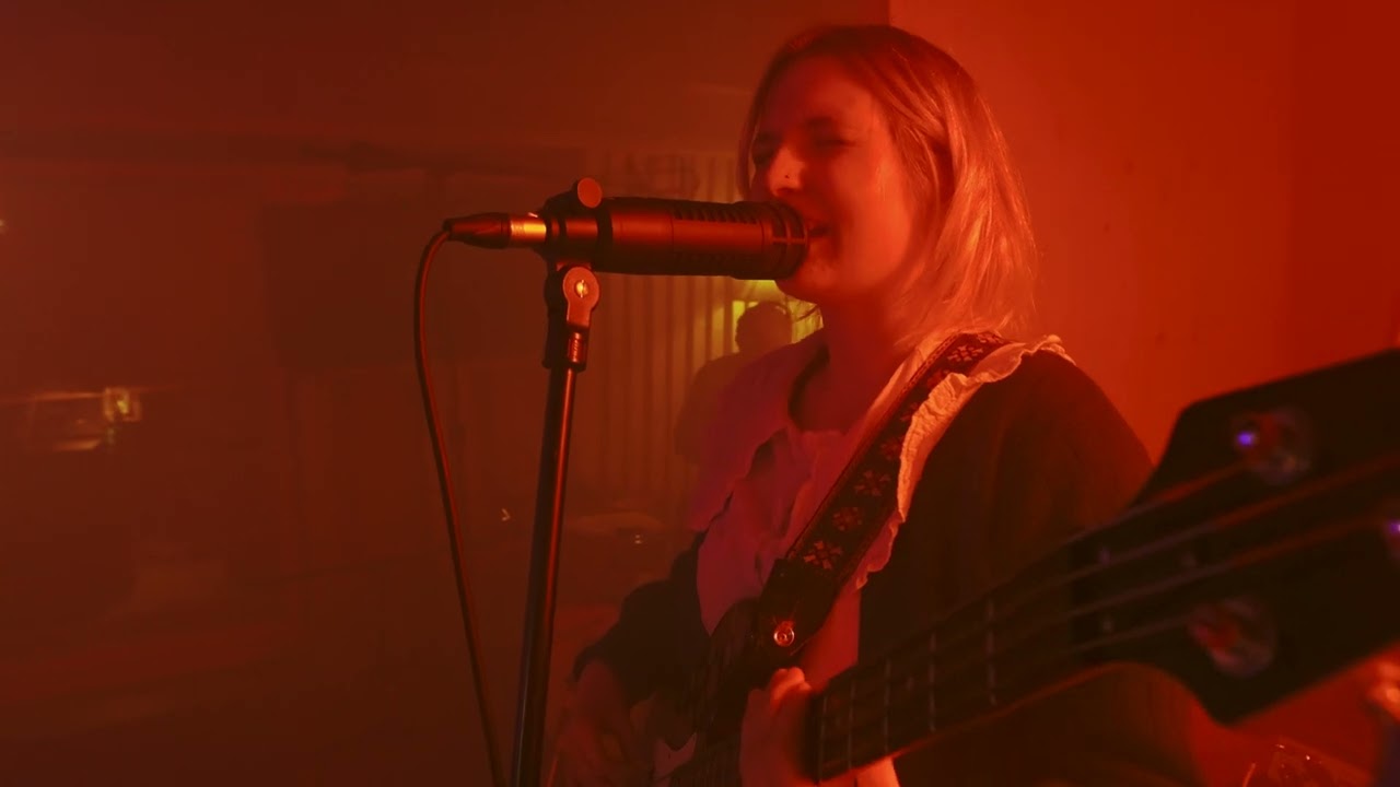 Winona Forever - Partner in Crime (LIVE at OMWF)