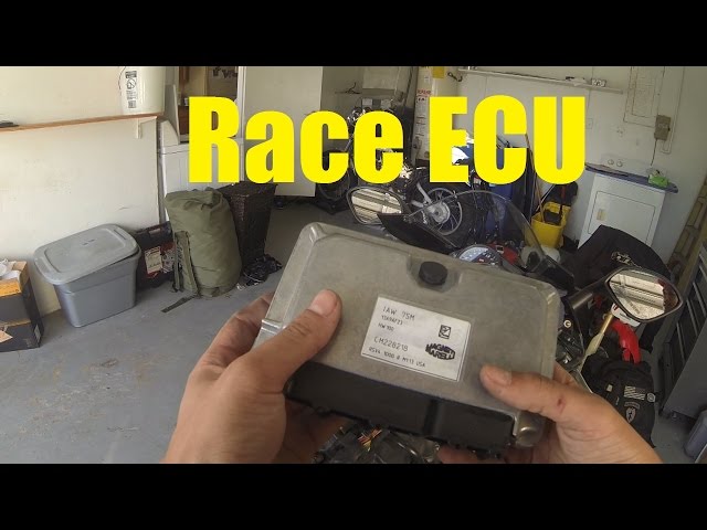 Aprilia RSV4 Race ECU Install/First Impressions - YouTube