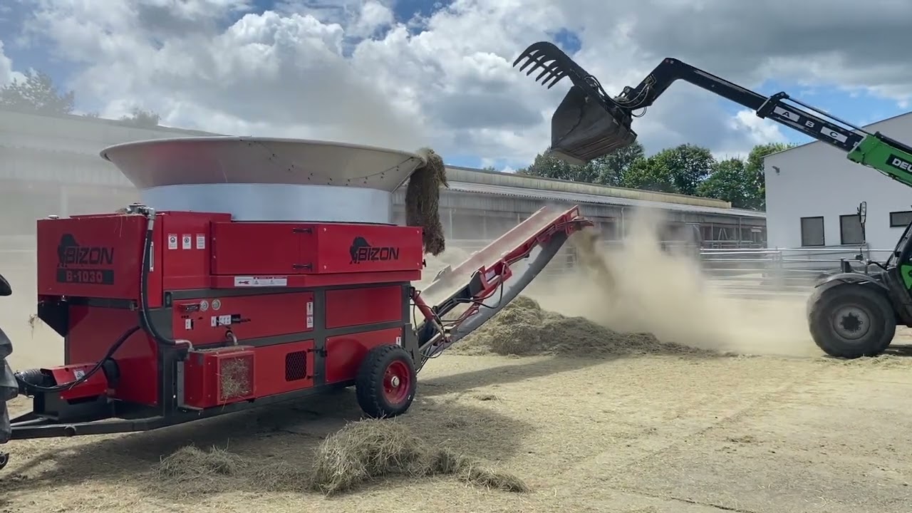 Bizon B-1030 Tub Grinder/ Straw mill/ Straw chopper grinding hay bales