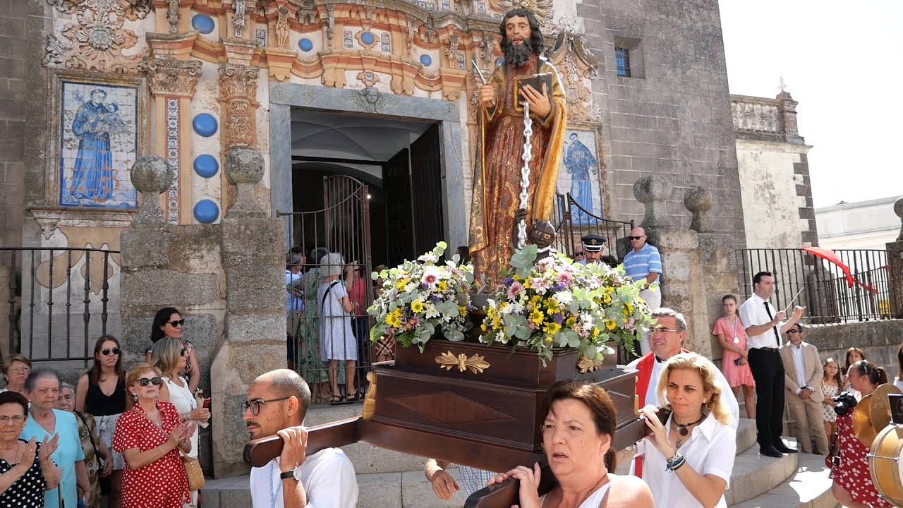 Gran procesión para honrar a San Bartolomé, patrón de Jerez de los Caballeros