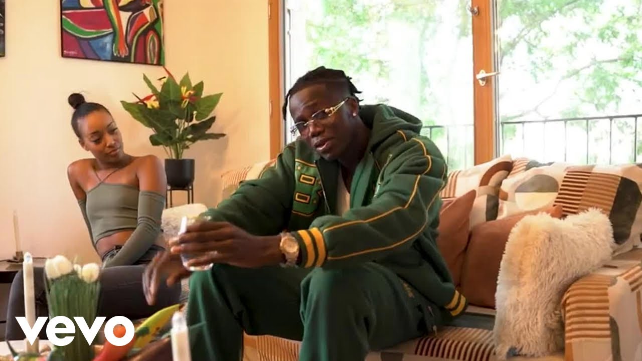 Guarda Trigga Du Binks - Trigga - Doucement su YouTube Guarda Trigga Du Binks - Trigga - Doucement su YouTube