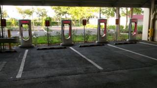 Tesla Supercharger | Naples, Florida