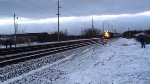 **RARE** CSX 5293 ES44DC in boxcar logo paint!!!