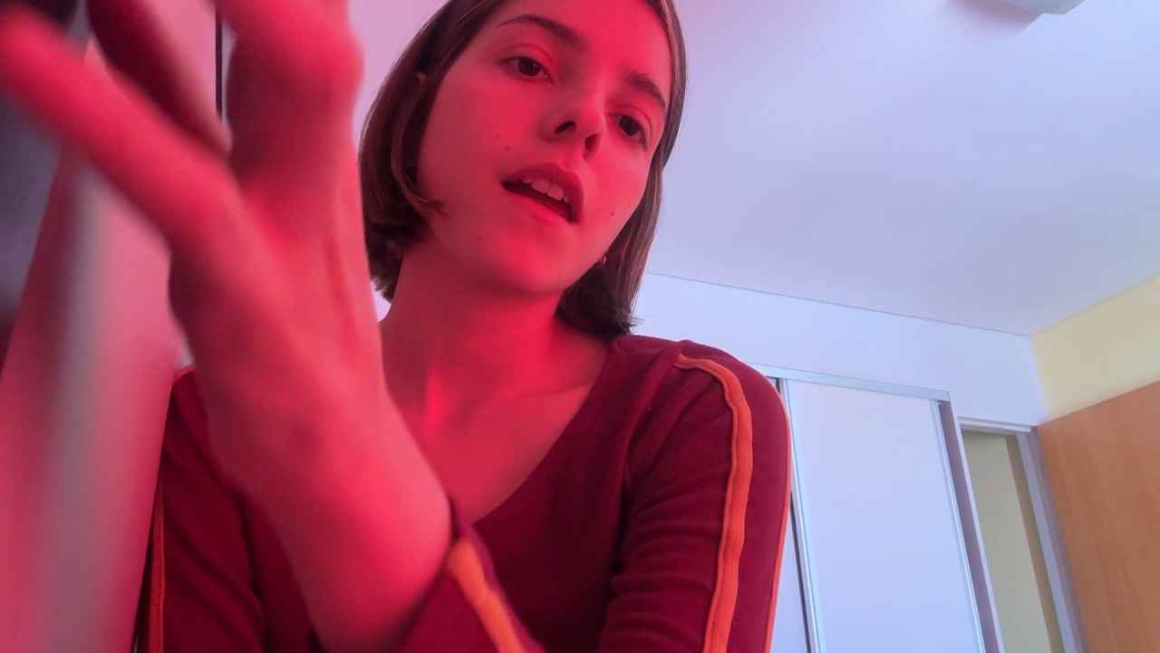 lofi ASMR head scratches and tapping!