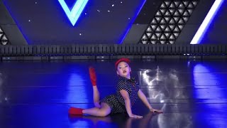 Cece Chung  Theres A Moon Out Tonight