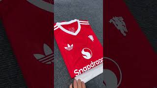 Bayern Munchen Goalkeeper Jersey Red 2024 2025