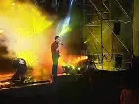 Ákos - Minden egyszerű dalban (Az utolsó hangos dal koncert)