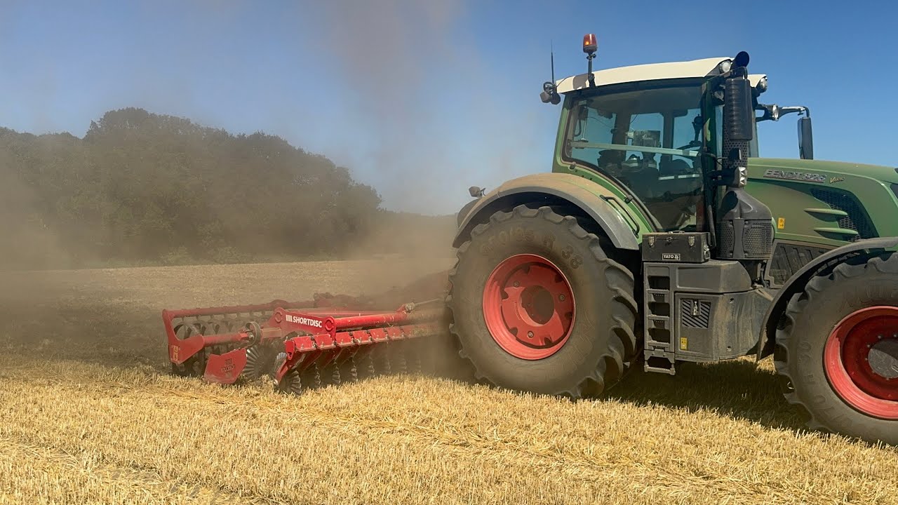 Busy Friday . Moving straw cultivations were the fendt 828 ? Lots going on 