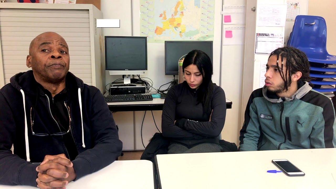 Notre Regard sur l'Insertion Professionnelle - les jeunes des quartiers de Marseille (subs in Eng)