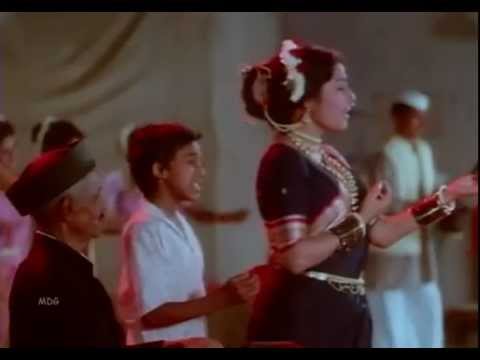 Lal phaithani rang Ek Hota Vidushak 1992   Xvid   cut 01avi