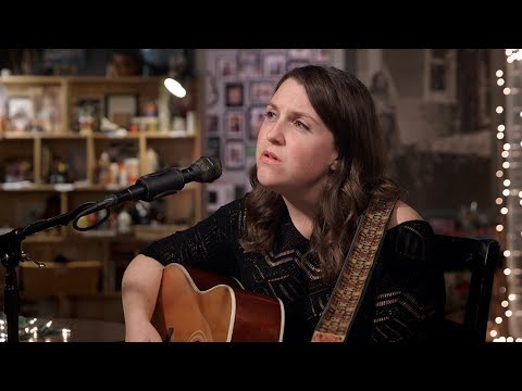 Caroline Spence - All The Beds I've Made (Live on Lost River Sessions)