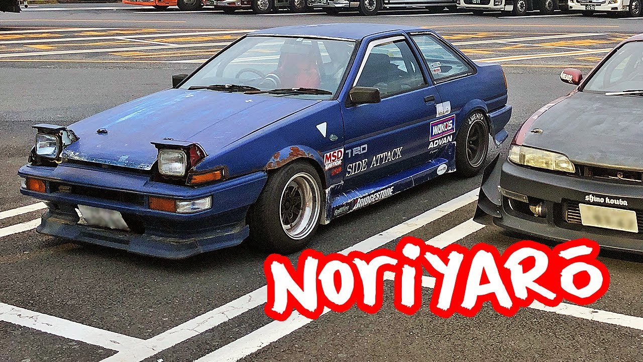 AE86 rain drifting for over 18 minutes on-board - YouTube