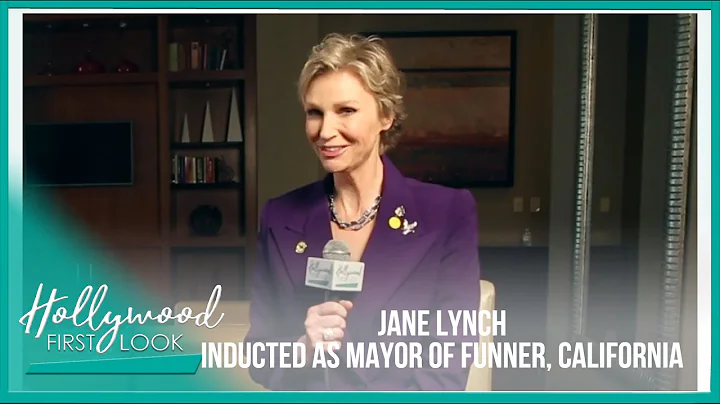 JANE LYNCH INDUCTED AS MAYOR OF FUNNER, CALIFORNIA...