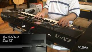 Video voorbeeld van "Bossa TK Với QUỐC ĐẠT sát thủ Keyboard trên Roland E-A7"