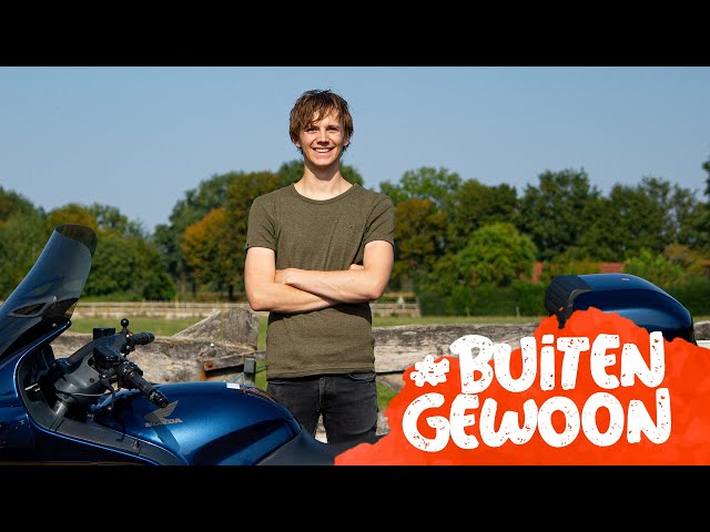 Tom ging al ruilend van vliegenmepper naar motor | #BUITENGEWOON