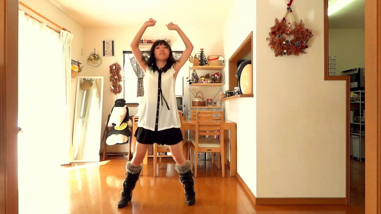 Kaze Wa Fuiteiru / AKB48