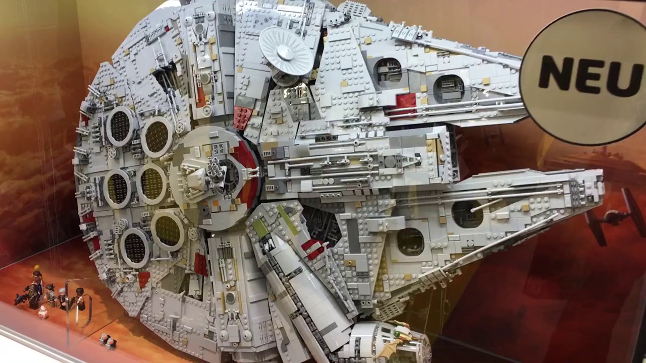 Ucs Millennium Falcon Display Im Lego Store Frankfurt Youtube