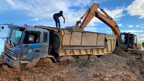 Constraints Incredible Overload Truck Sandy Soil Fail Deep Mud