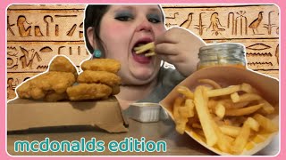Cleofatra & The Food Pyramid